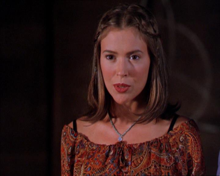 Charmed-Online_dot_net-2x01WitchTrial2368.jpg