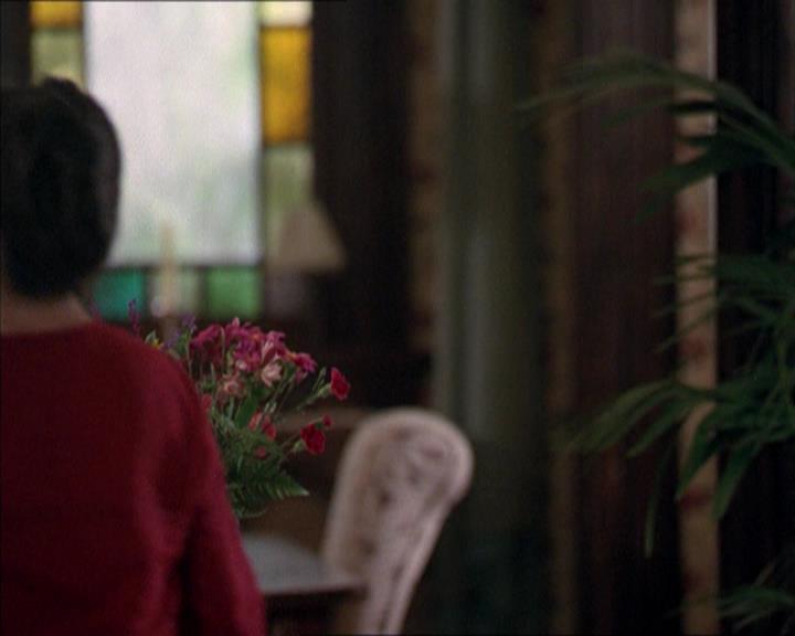 Charmed-Online_dot_net-2x02MoralityBites0308.jpg