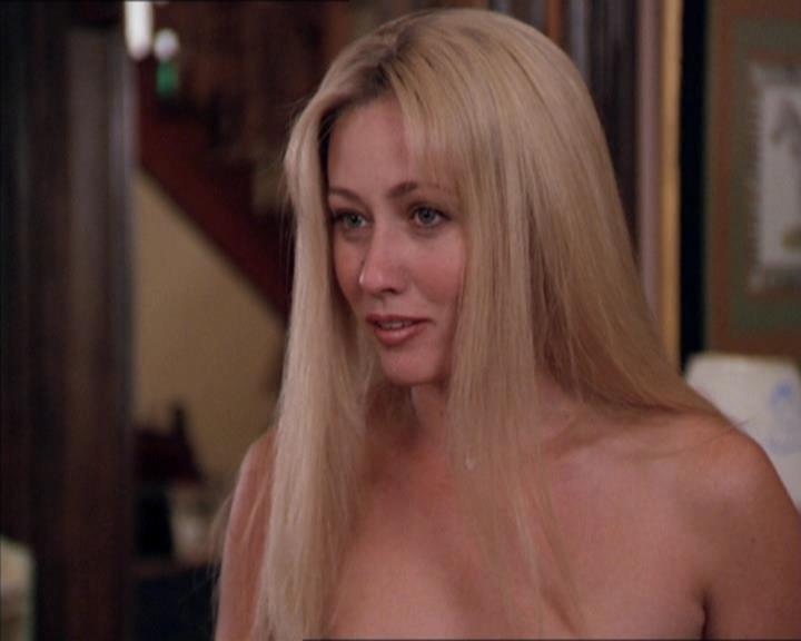 Charmed-Online_dot_net-2x02MoralityBites0608.jpg