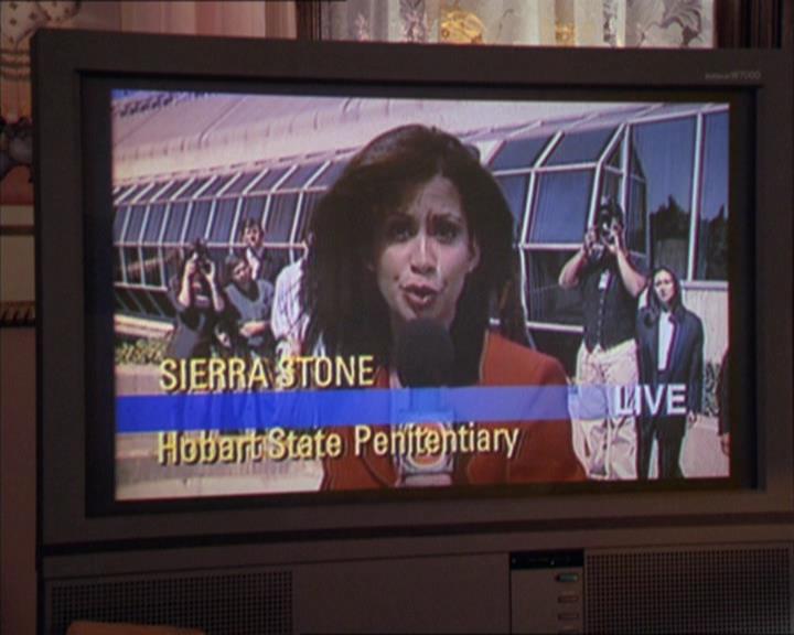 Charmed-Online_dot_net-2x02MoralityBites0672.jpg