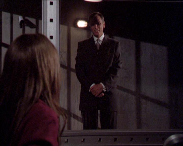 Charmed-Online_dot_net-2x02MoralityBites0928.jpg