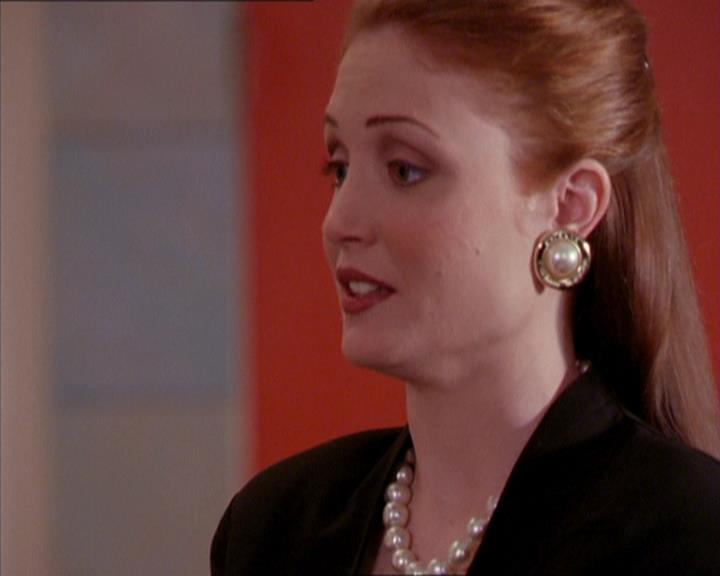 Charmed-Online_dot_net-2x02MoralityBites1297.jpg