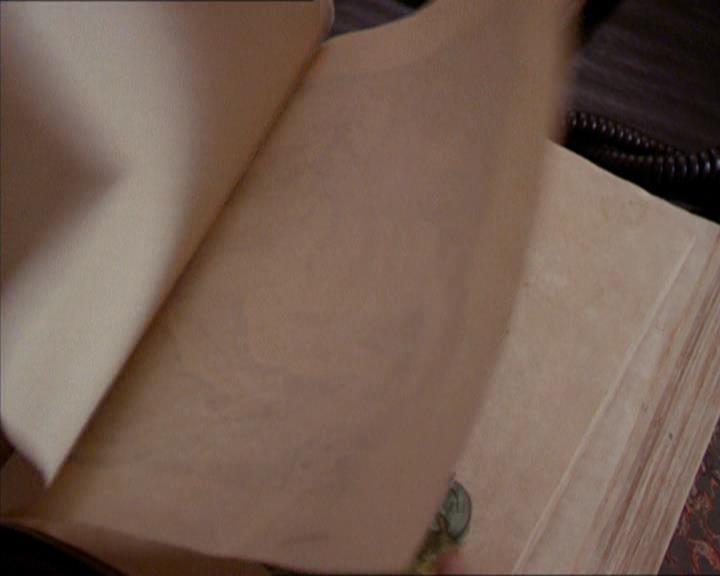 Charmed-Online_dot_net-2x02MoralityBites1341.jpg