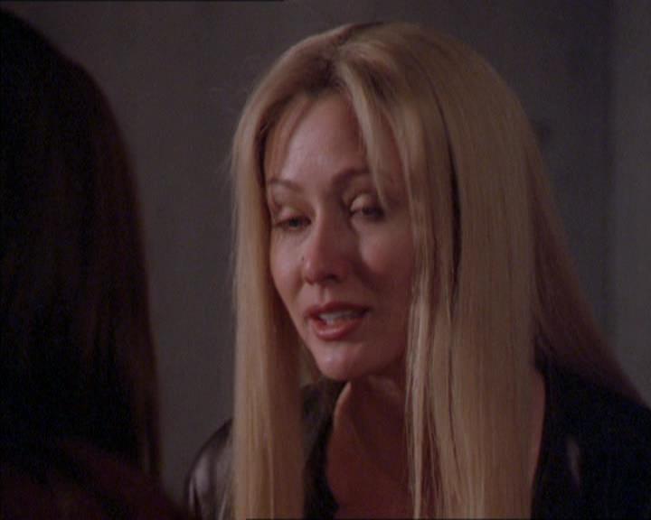 Charmed-Online_dot_net-2x02MoralityBites1991.jpg