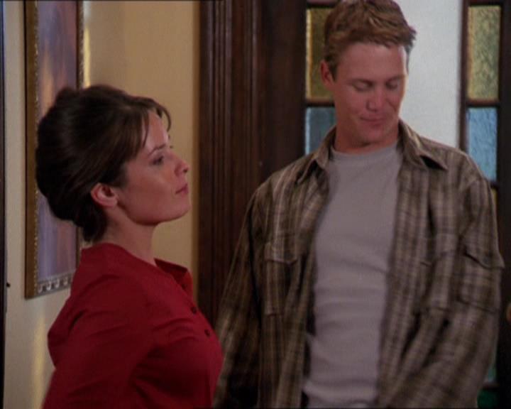 Charmed-Online_dot_net-2x02MoralityBites2339.jpg