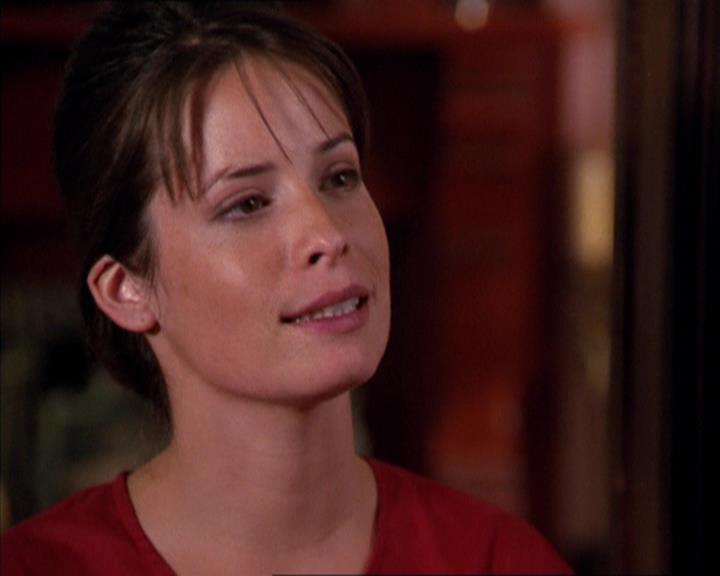 Charmed-Online_dot_net-2x02MoralityBites2377.jpg