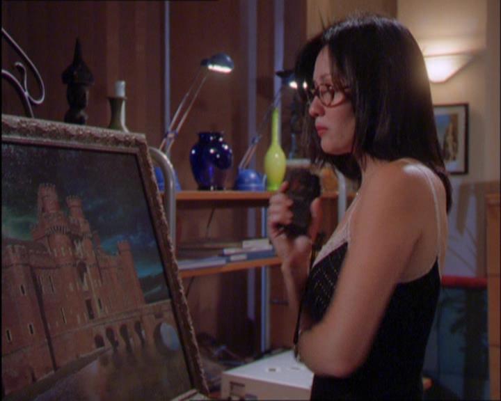 Charmed-Online_dot_net-2x03ThePaintedWorld0012.jpg