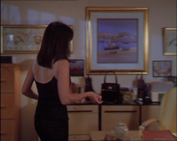 Charmed-Online_dot_net-2x03ThePaintedWorld0034.jpg