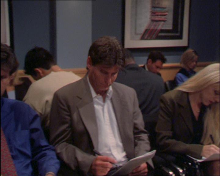 Charmed-Online_dot_net-2x03ThePaintedWorld0152.jpg