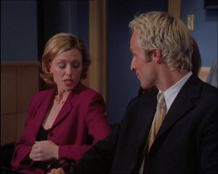 Charmed-Online_dot_net-2x03ThePaintedWorld0184.jpg