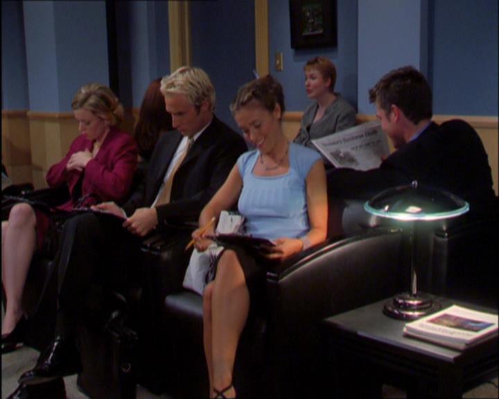 Charmed-Online_dot_net-2x03ThePaintedWorld0212.jpg