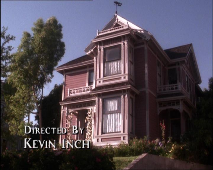Charmed-Online_dot_net-2x03ThePaintedWorld0313.jpg