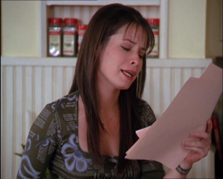Charmed-Online_dot_net-2x03ThePaintedWorld0339.jpg