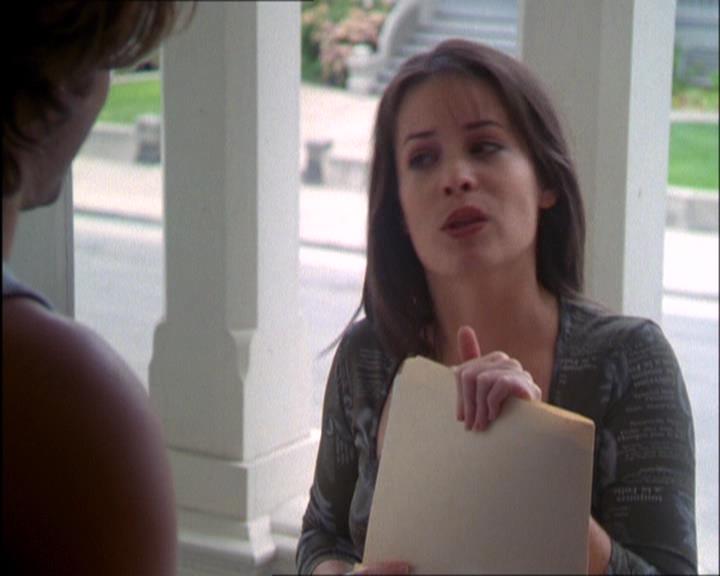 Charmed-Online_dot_net-2x03ThePaintedWorld0506.jpg