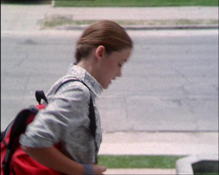 Charmed-Online_dot_net-2x03ThePaintedWorld0522.jpg
