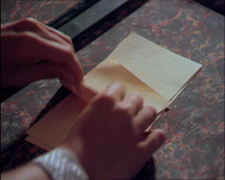 Charmed-Online_dot_net-2x03ThePaintedWorld0762.jpg