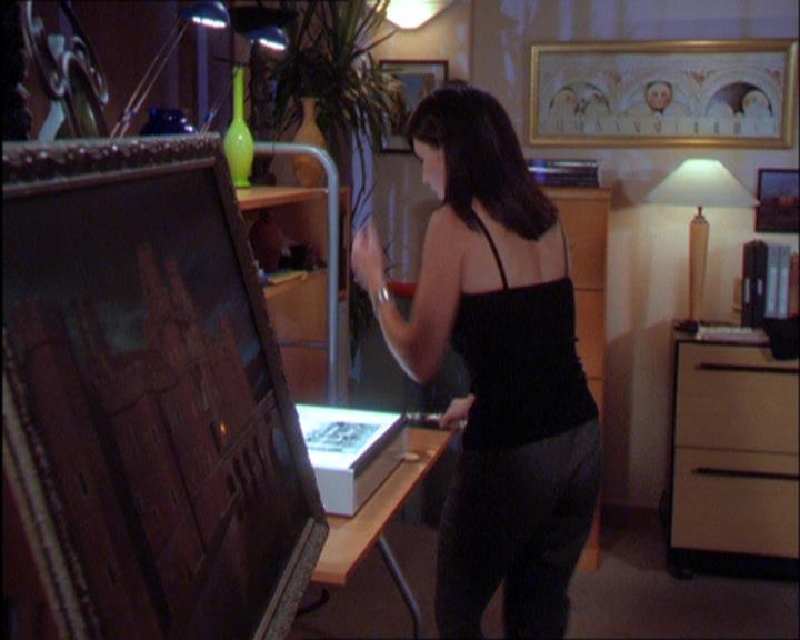 Charmed-Online_dot_net-2x03ThePaintedWorld0873.jpg