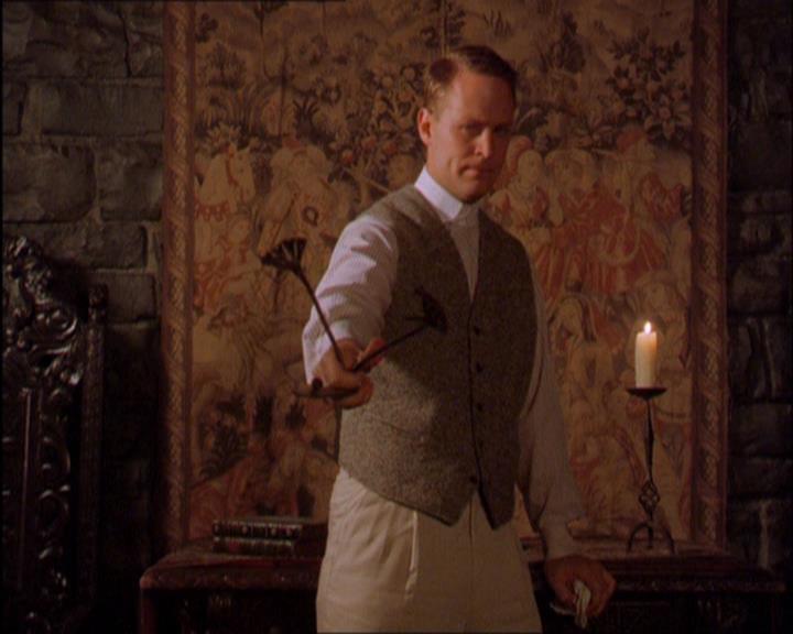 Charmed-Online_dot_net-2x03ThePaintedWorld1082.jpg
