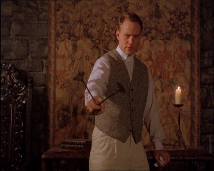Charmed-Online_dot_net-2x03ThePaintedWorld1089.jpg