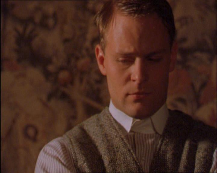 Charmed-Online_dot_net-2x03ThePaintedWorld1182.jpg