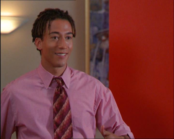 Charmed-Online_dot_net-2x03ThePaintedWorld1238.jpg