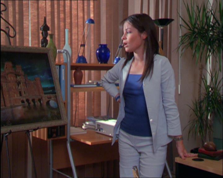 Charmed-Online_dot_net-2x03ThePaintedWorld1246.jpg