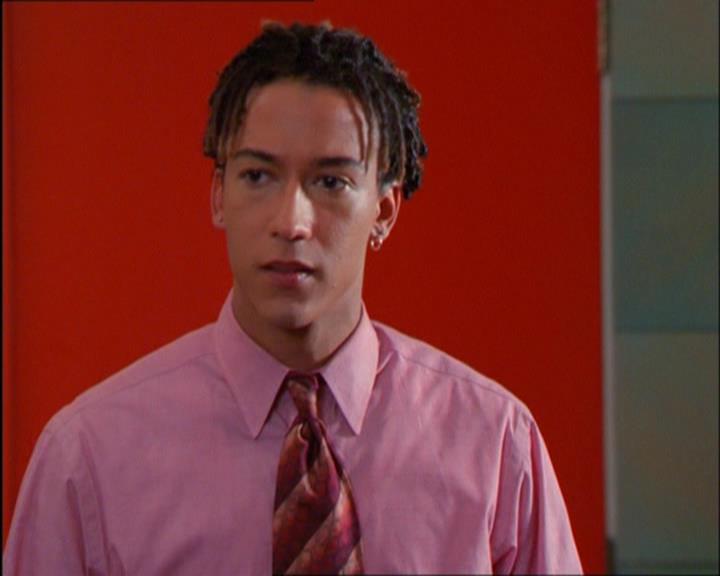Charmed-Online_dot_net-2x03ThePaintedWorld1314.jpg