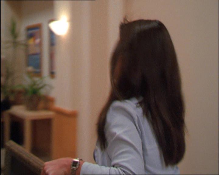 Charmed-Online_dot_net-2x03ThePaintedWorld1323.jpg