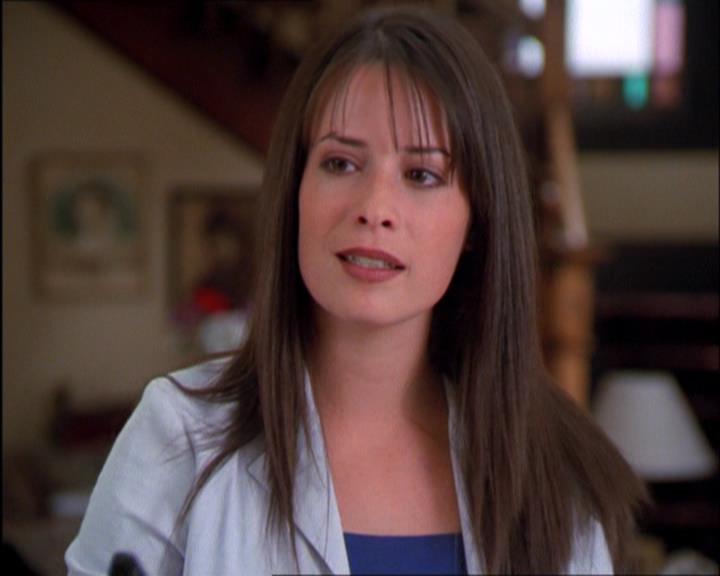 Charmed-Online_dot_net-2x03ThePaintedWorld1423.jpg