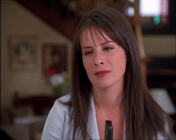 Charmed-Online_dot_net-2x03ThePaintedWorld1439.jpg