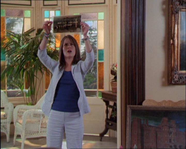 Charmed-Online_dot_net-2x03ThePaintedWorld1496.jpg