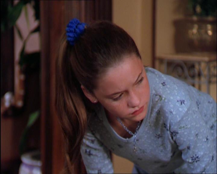 Charmed-Online_dot_net-2x03ThePaintedWorld1709.jpg