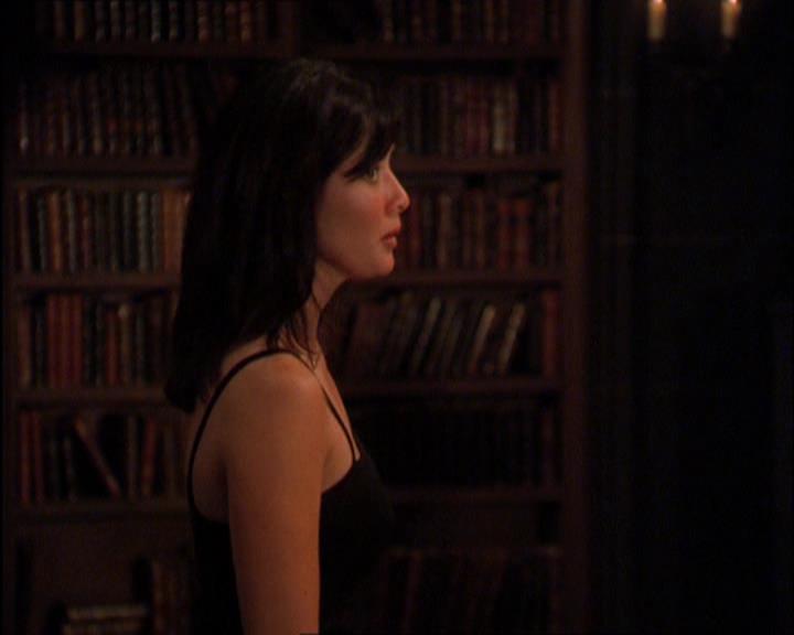 Charmed-Online_dot_net-2x03ThePaintedWorld1881.jpg