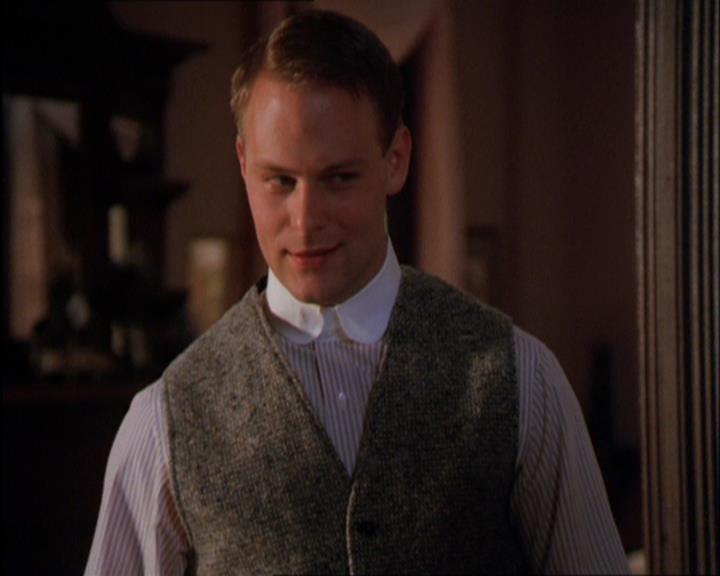 Charmed-Online_dot_net-2x03ThePaintedWorld1910.jpg