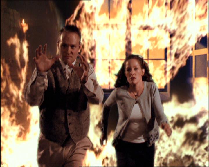 Charmed-Online_dot_net-2x03ThePaintedWorld2156.jpg