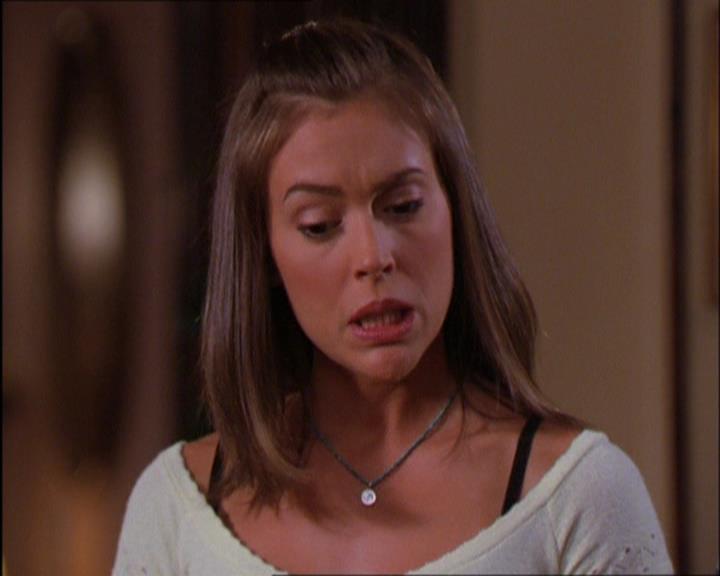 Charmed-Online_dot_net-2x03ThePaintedWorld2180.jpg