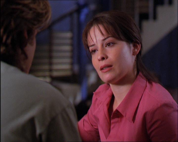 Charmed-Online_dot_net-2x03ThePaintedWorld2218.jpg
