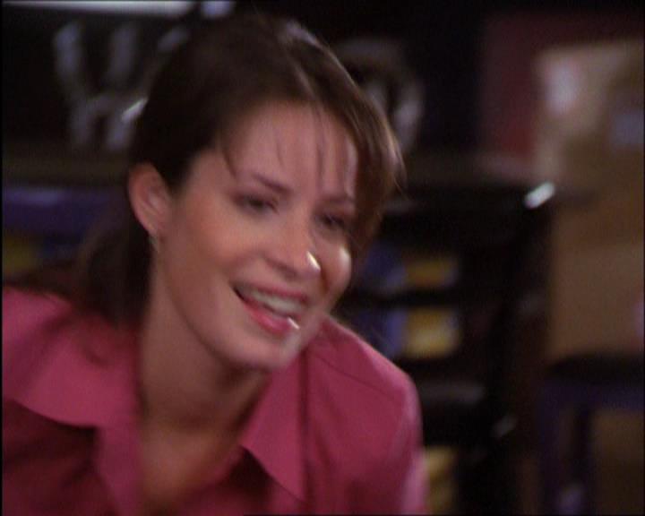 Charmed-Online_dot_net-2x03ThePaintedWorld2316.jpg