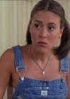 Charmed-Online_dot_net-2x03ThePaintedWorld0996.jpg