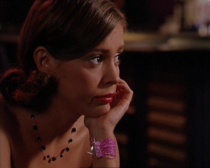 Charmed-Online_dot_net-2x05TheDevilsMusic0079.jpg