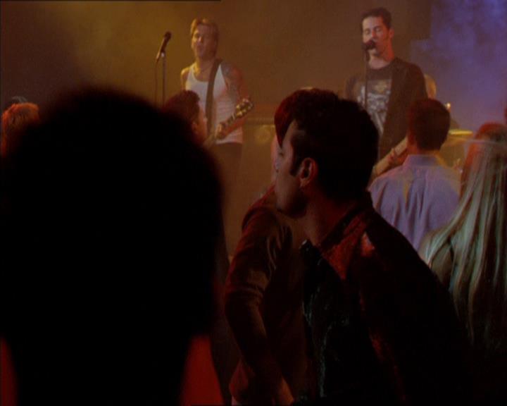 Charmed-Online_dot_net-2x05TheDevilsMusic0083.jpg