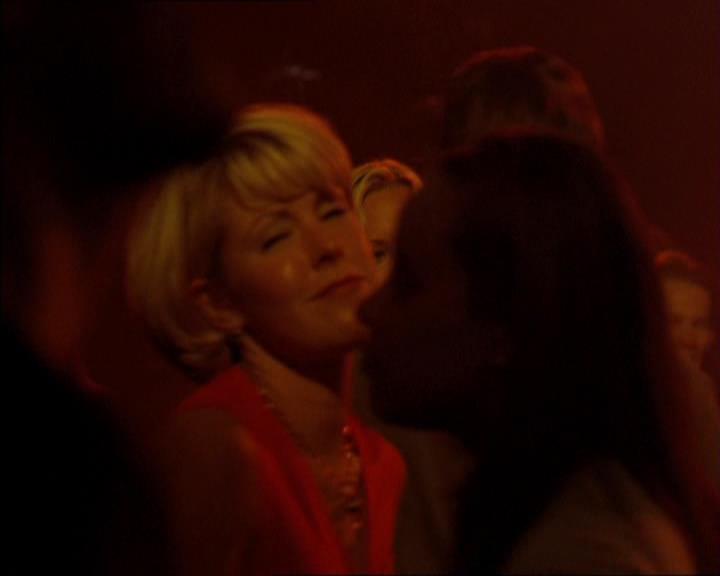 Charmed-Online_dot_net-2x05TheDevilsMusic0091.jpg