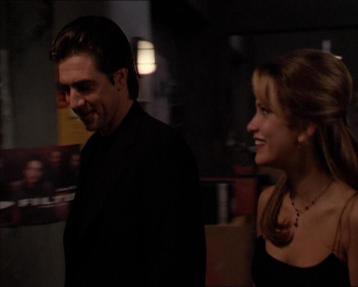 Charmed-Online_dot_net-2x05TheDevilsMusic0143.jpg