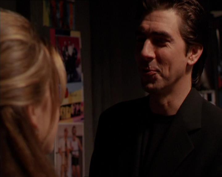 Charmed-Online_dot_net-2x05TheDevilsMusic0148.jpg