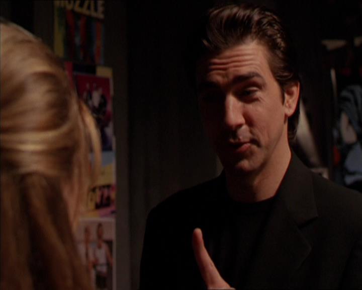 Charmed-Online_dot_net-2x05TheDevilsMusic0151.jpg