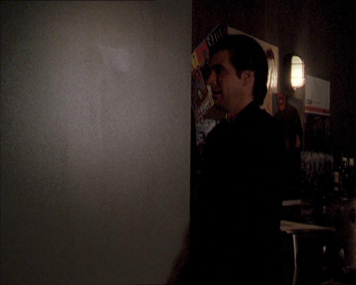 Charmed-Online_dot_net-2x05TheDevilsMusic0202.jpg