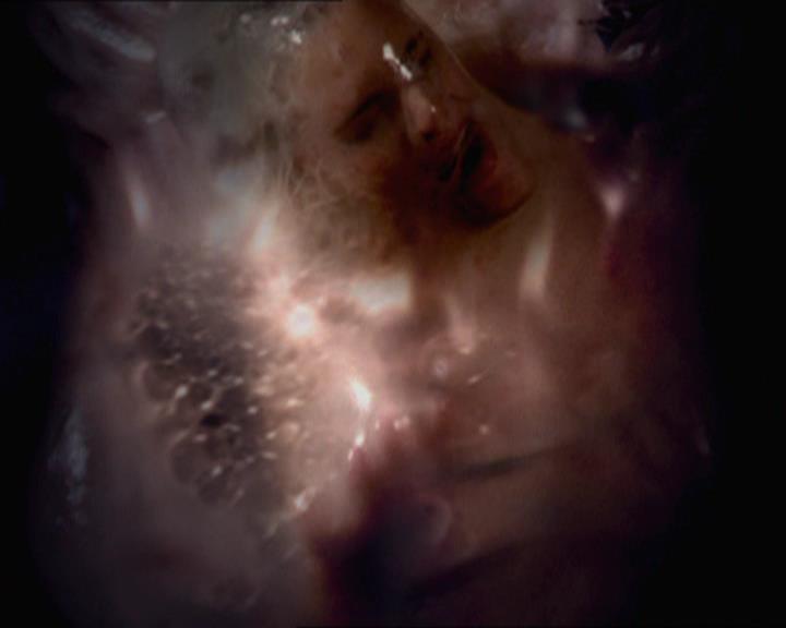 Charmed-Online_dot_net-2x05TheDevilsMusic0232.jpg