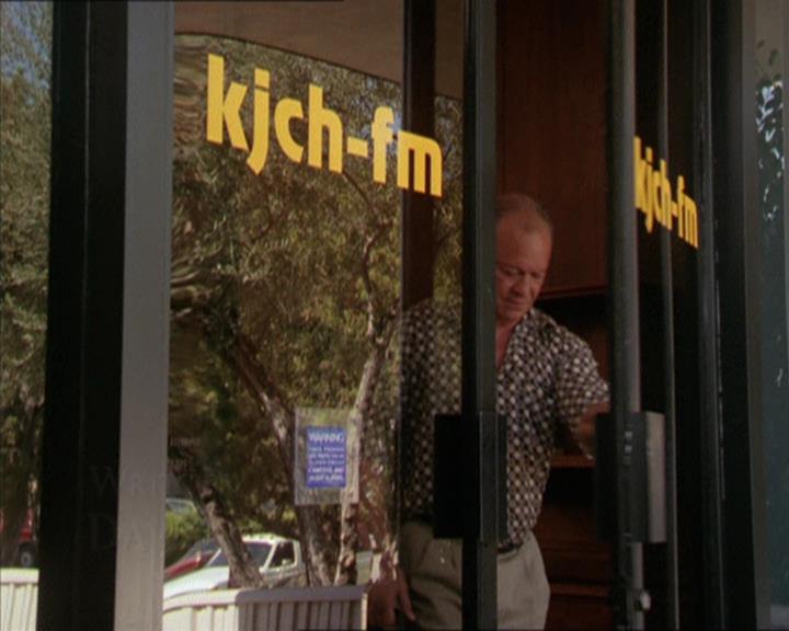 Charmed-Online_dot_net-2x05TheDevilsMusic0341.jpg