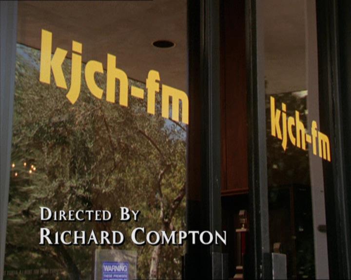 Charmed-Online_dot_net-2x05TheDevilsMusic0349.jpg