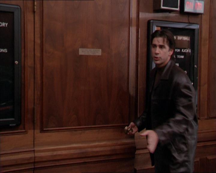 Charmed-Online_dot_net-2x05TheDevilsMusic0363.jpg
